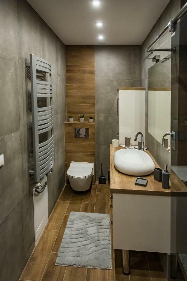 Апартаменты Apartament Nad Stawami Санок Экстерьер фото