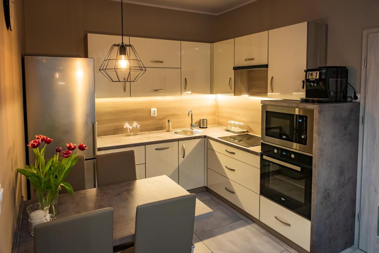 Апартаменты Apartament Nad Stawami Санок Экстерьер фото